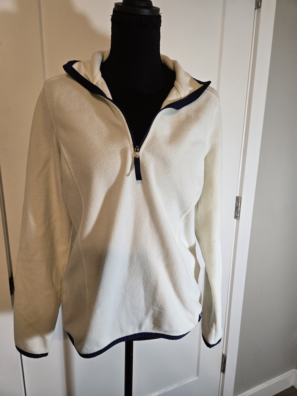 L.L. Bean Cream Quarter Zip Fleece Pullover Jacket Navy Trim Size M Regular